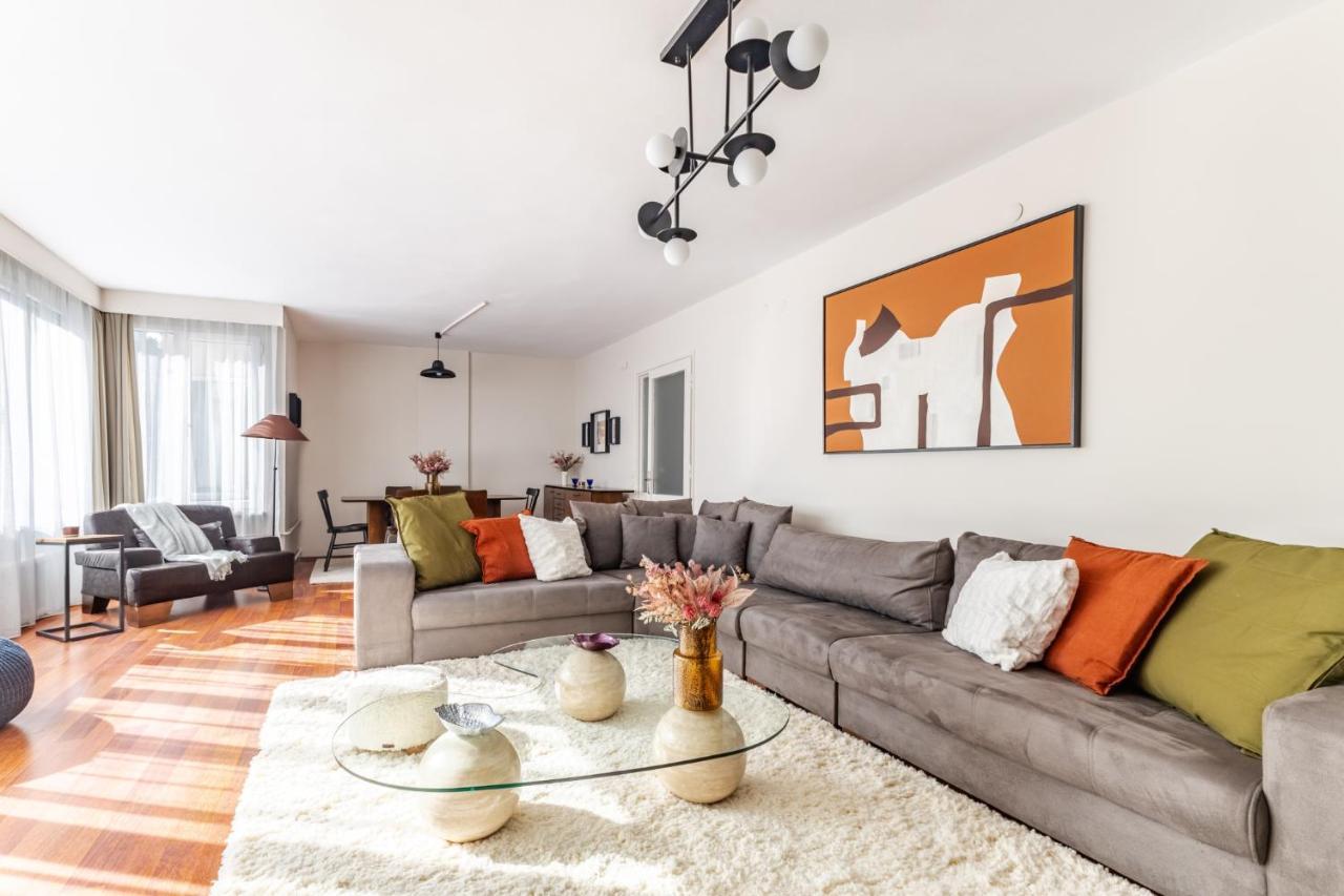 Апартаменты Spacious Flat W Balcony 3 Min To Bagdat Ave Стамбул